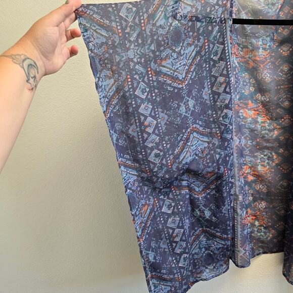 Wild Pearl Bohemian Lightweight Sheer Kimono in One Size - Picture 2 of 7